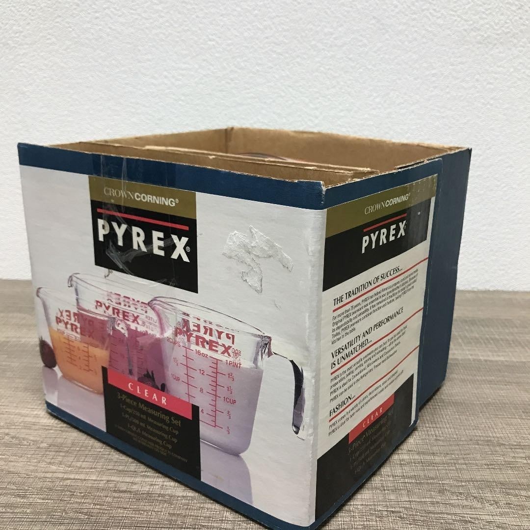 Pyrex measuring cup old logo set Of 3 Size vintage Rare Collectible Cookware (1 of 20)