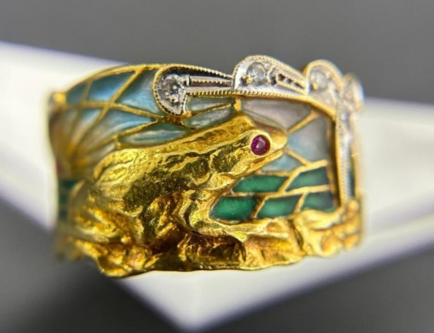Frog Sun Ruby Diamond Enamel 18k Gold Ring US 59 EU Certificate: Frog Sun Ruby Diamond Enamel 18k Gold Ring US 59 EU Certificate Item Specifics: Shape: Frog Occasion: Anniversary Birthday Christening Christmas Engagement Graduation Mother's Day Valentine's Day Wedd