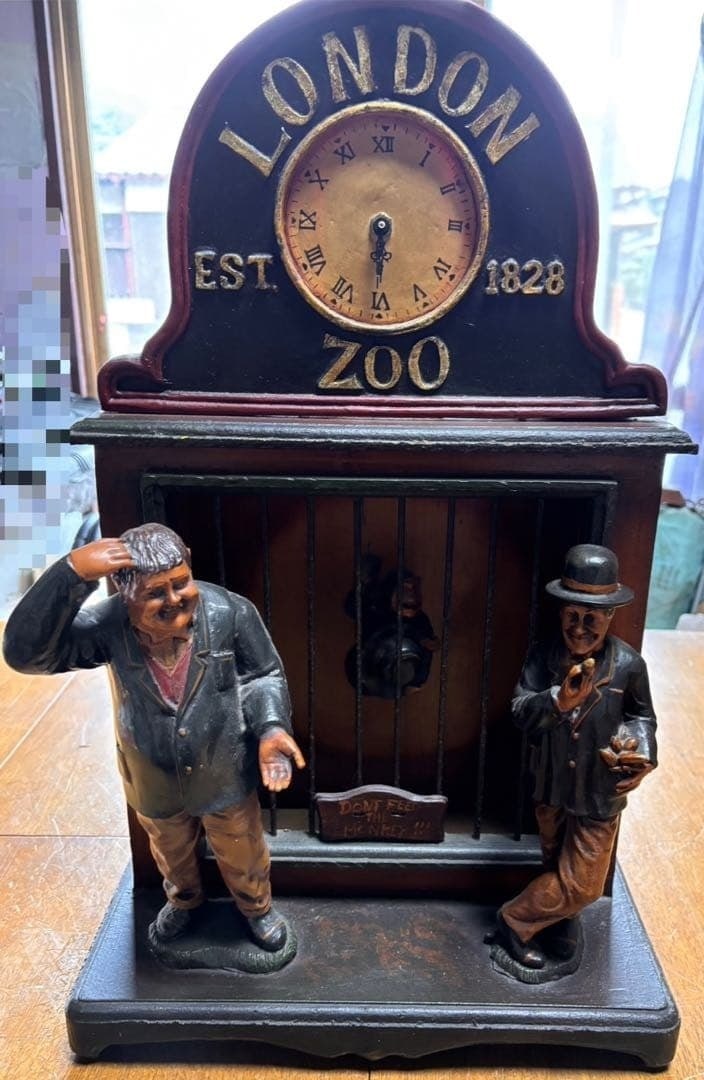 Laurel Hardy Mantel Clock Monkey Figurine Decorative (1 of 6)