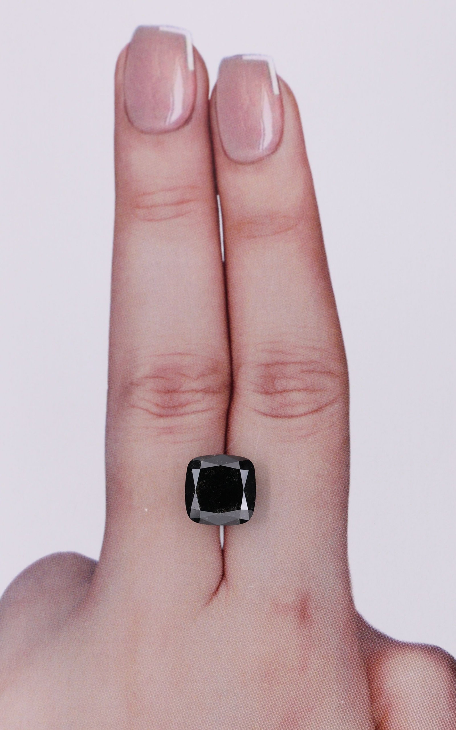 GIA Cushion Brilliant 3.94ct Fancy Black VVS2 - Loose Natural Diamond: GIA Cushion Brilliant 3.94ct Fancy Black VVS2 - Loose Natural Diamond GIA-certified, this 3.94ct Fancy Black VVS2 diamond boasts exceptional clarity and polish, with a vibrant EX polish and EX symmetr