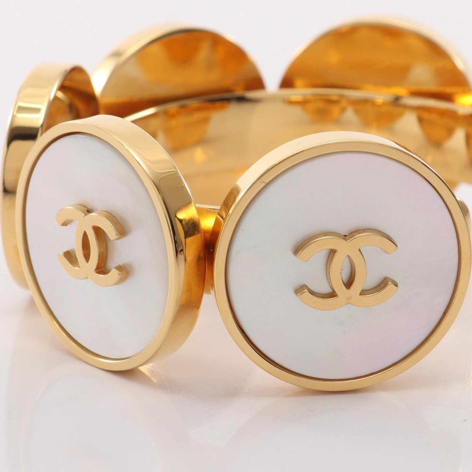CHANEL Bangle Gold Plating Shell - 5