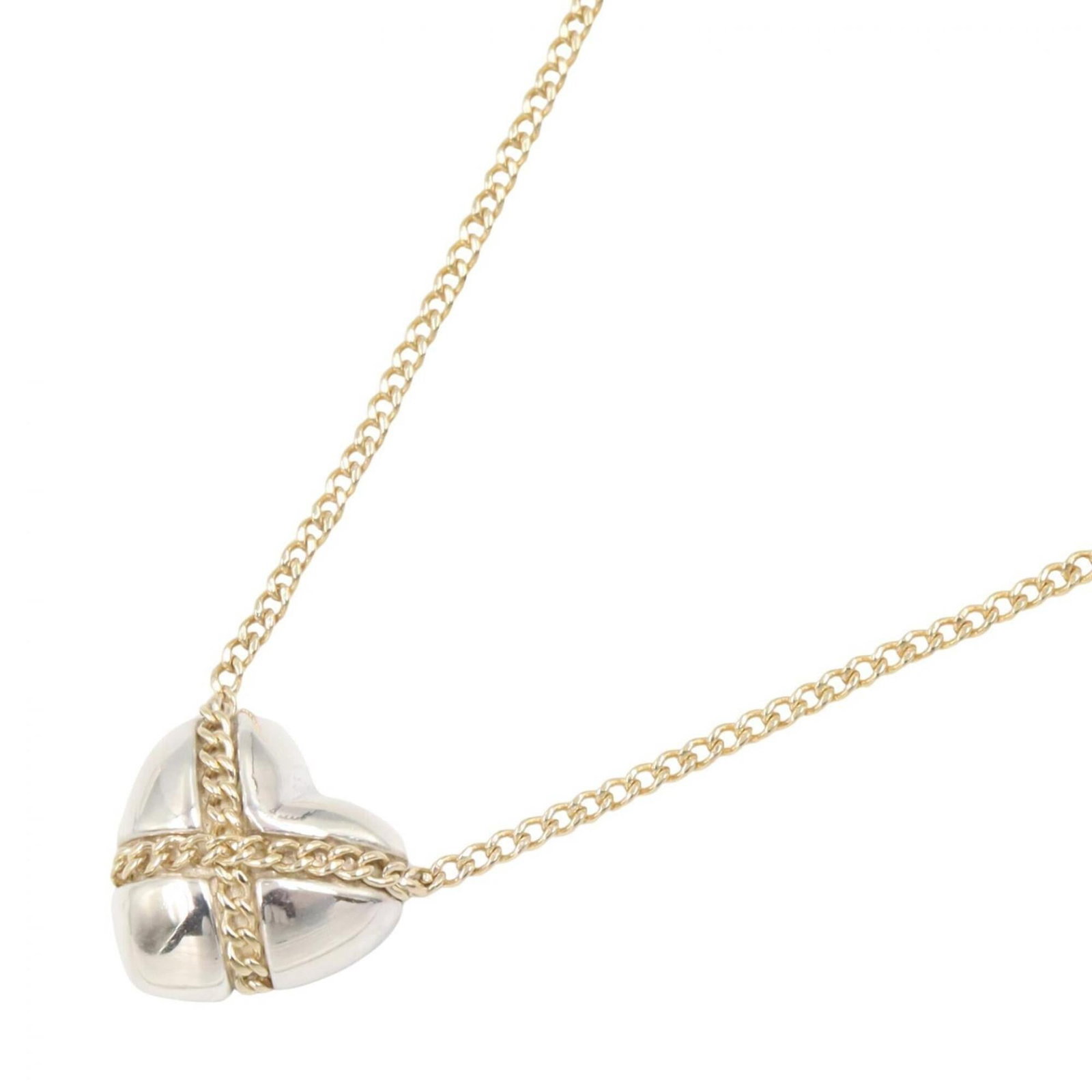 TIFFANY Gold (18K) Silver 925: TIFFANY Gold (18K) Silver 925 Gold (18K) and Silver 925 come together in this stunning Tiffany necklace, featuring a 11mm x 11mm pendant that shines in gold and silver. Made from high-quality