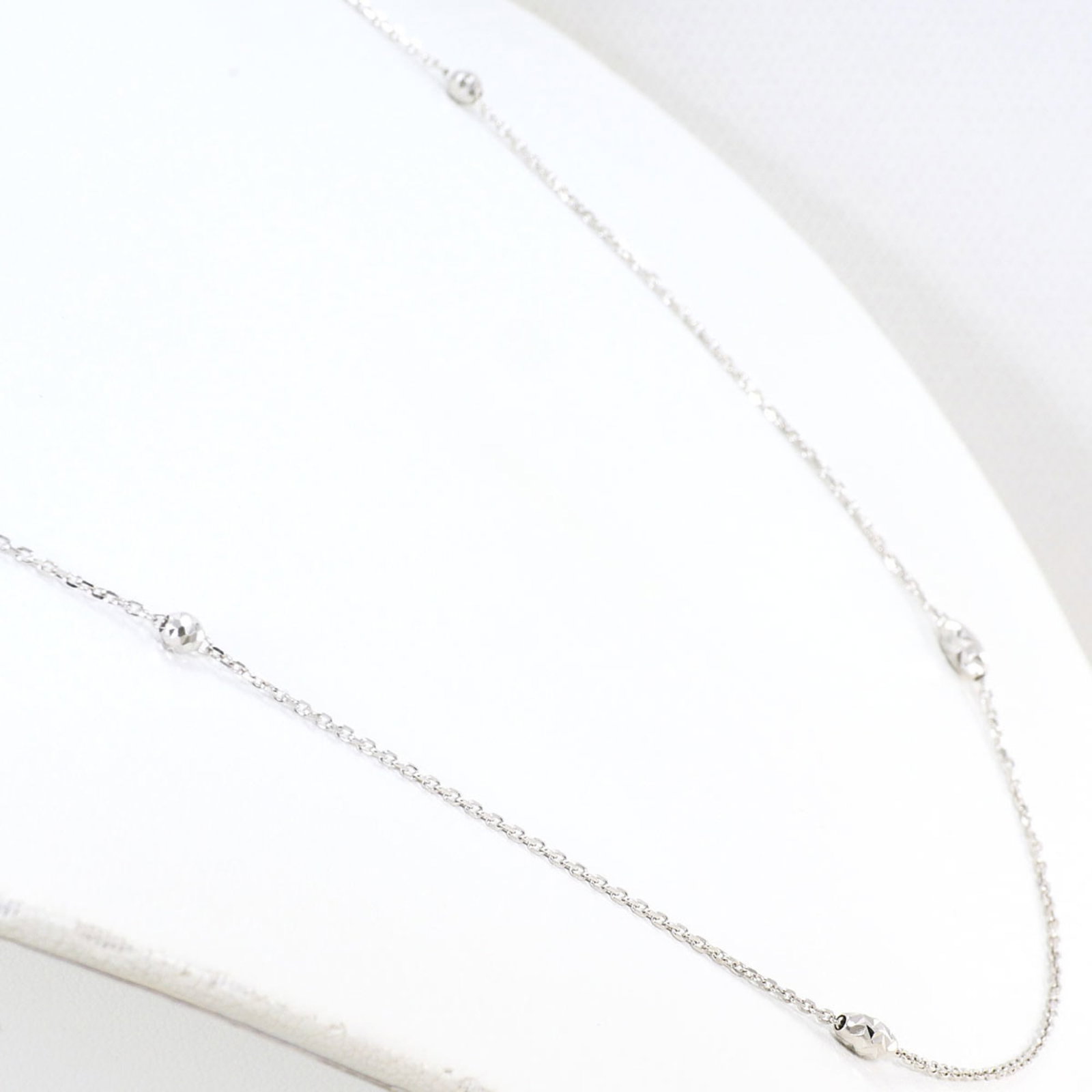 White Gold (18K) - 2