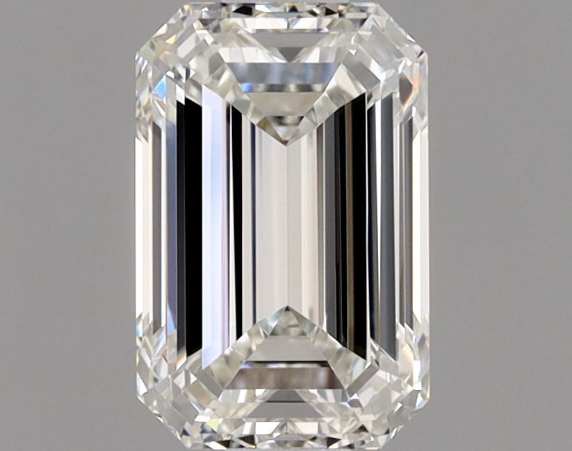GIA Emerald 0.9ct H VVS2 - Loose Natural Diamond: GIA Emerald 0.9ct H VVS2 - Loose Natural Diamond GIA Emerald 0.9ct H VVS2 - Loose Natural DiamondThe GIA Emerald 0.9ct features exceptional clarity with a VVS2 grade, indicating minimal inclusions