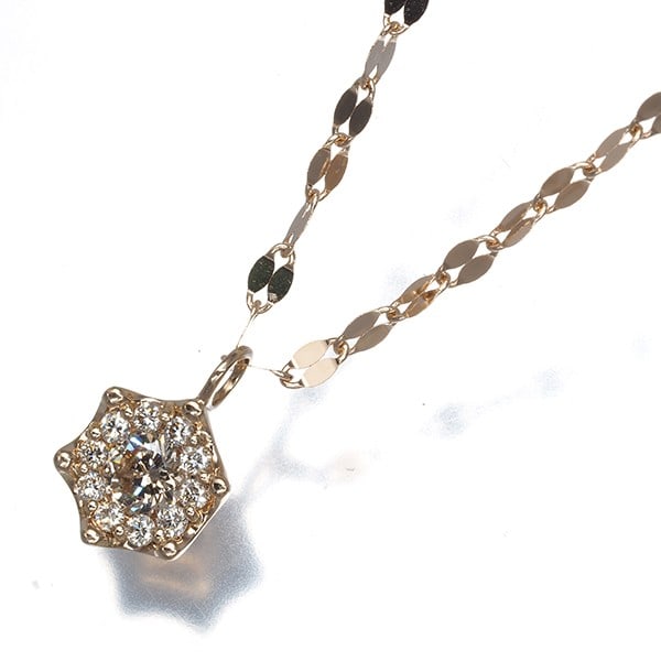 Estelle Necklace Brown Diamond 0.31Ct Paved Long 18K 750 Rose Gold: Estelle Necklace Brown Diamond 0.31Ct Paved Long 18K 750 Rose Gold The Estelle Necklace boasts a stunning 0.31ct brown diamond pave set in 18k rose gold, creating a truly unique and eye-catching piece