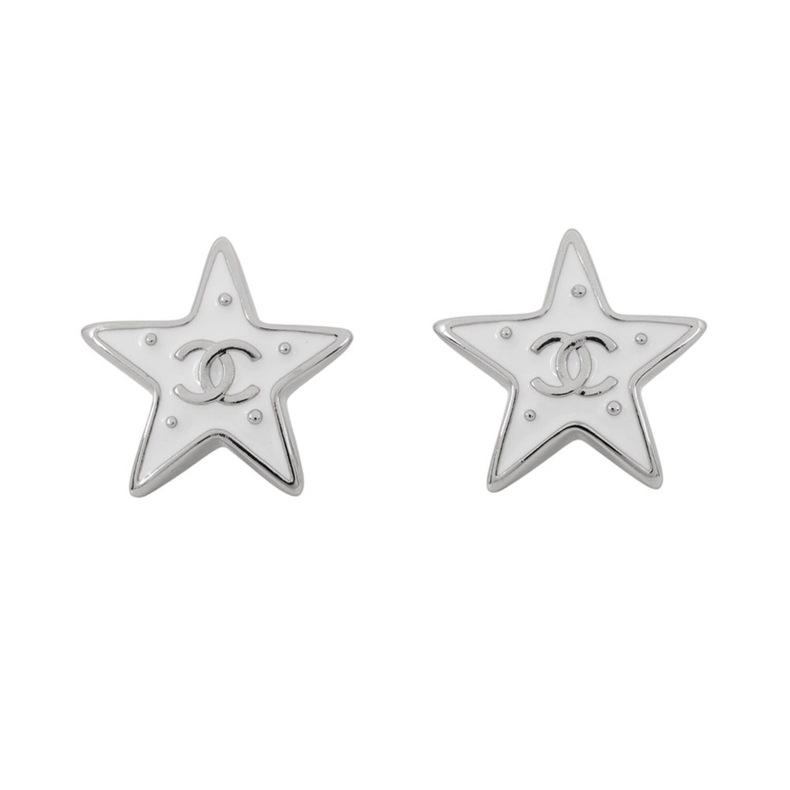 CHANEL Stud Earrings Metal: CHANEL Stud Earrings Metal Stud earrings from the iconic CHANEL brand, crafted from metal and featuring a sleek white finish. Measuring 2.00mm in diameter, these understated earrings exude classic