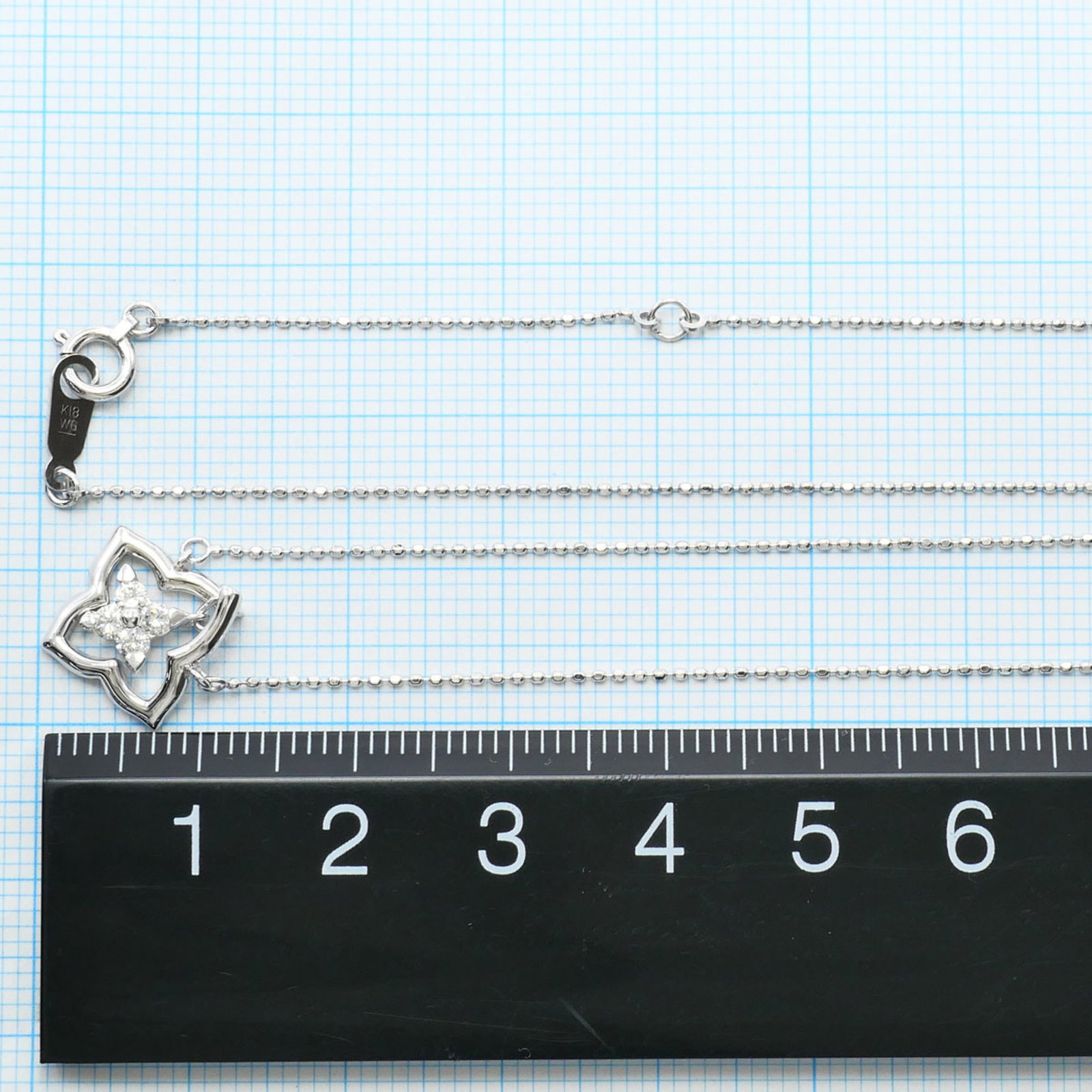 White Gold (18K) - 5