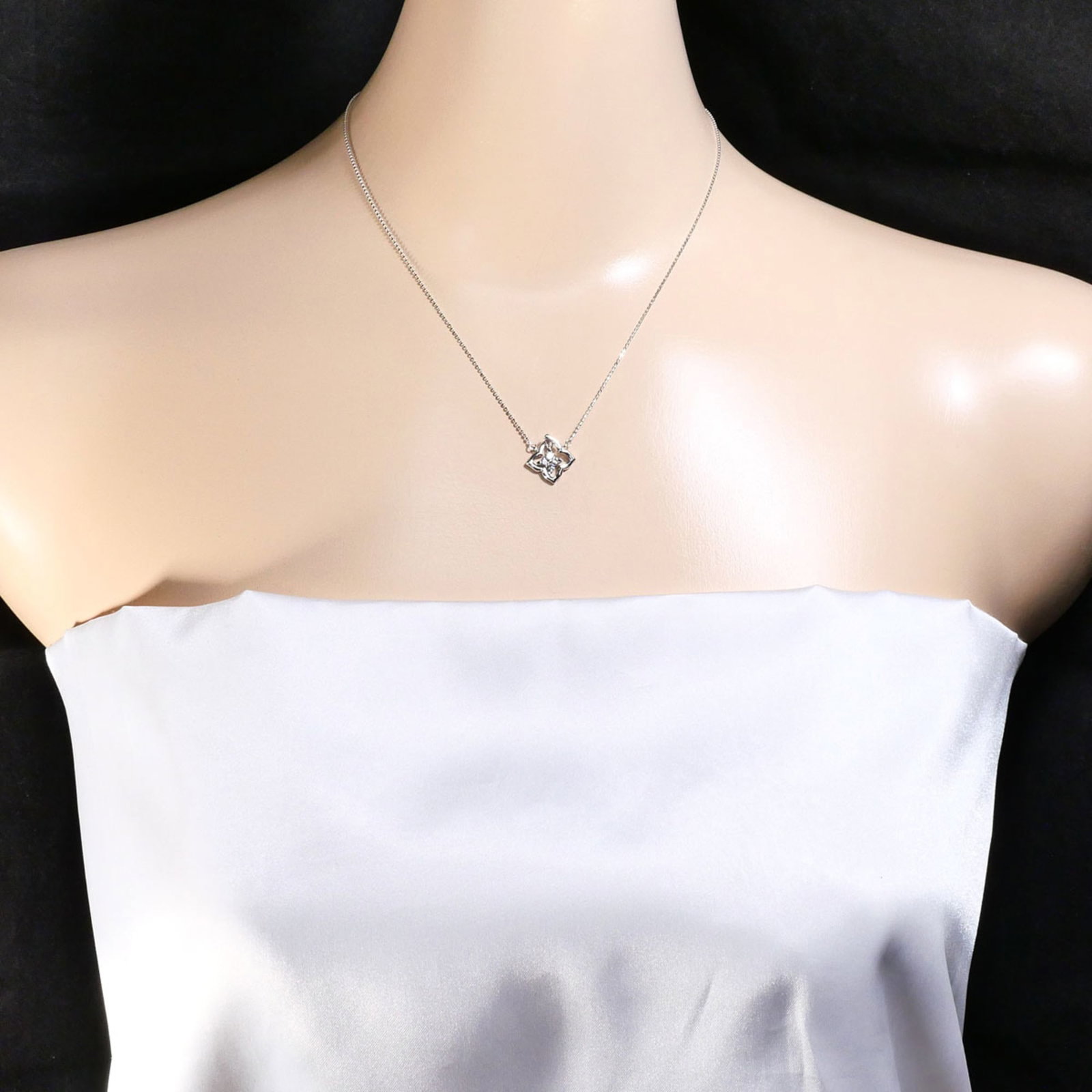 White Gold (18K) - 6