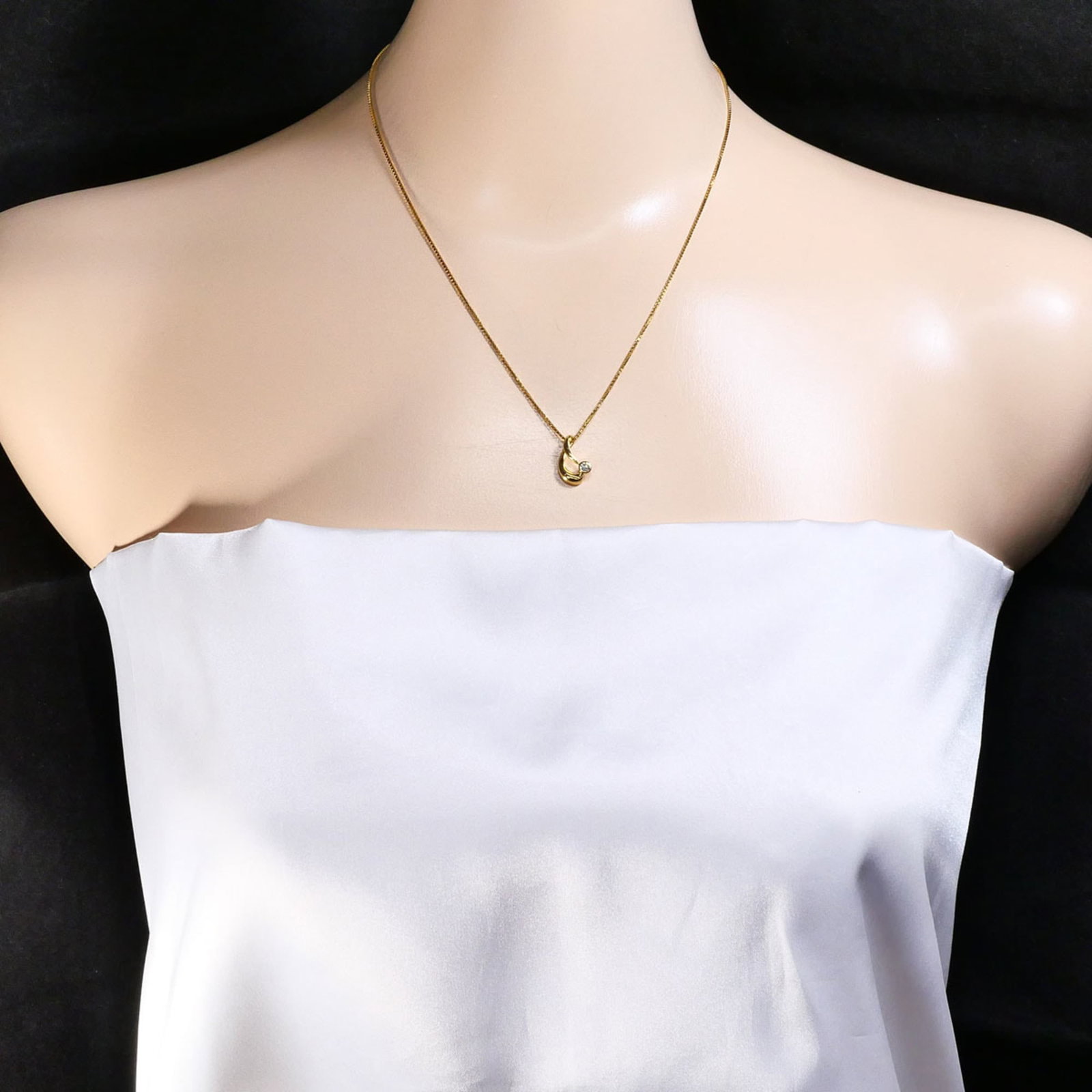 Yellow Gold (18K) - 6