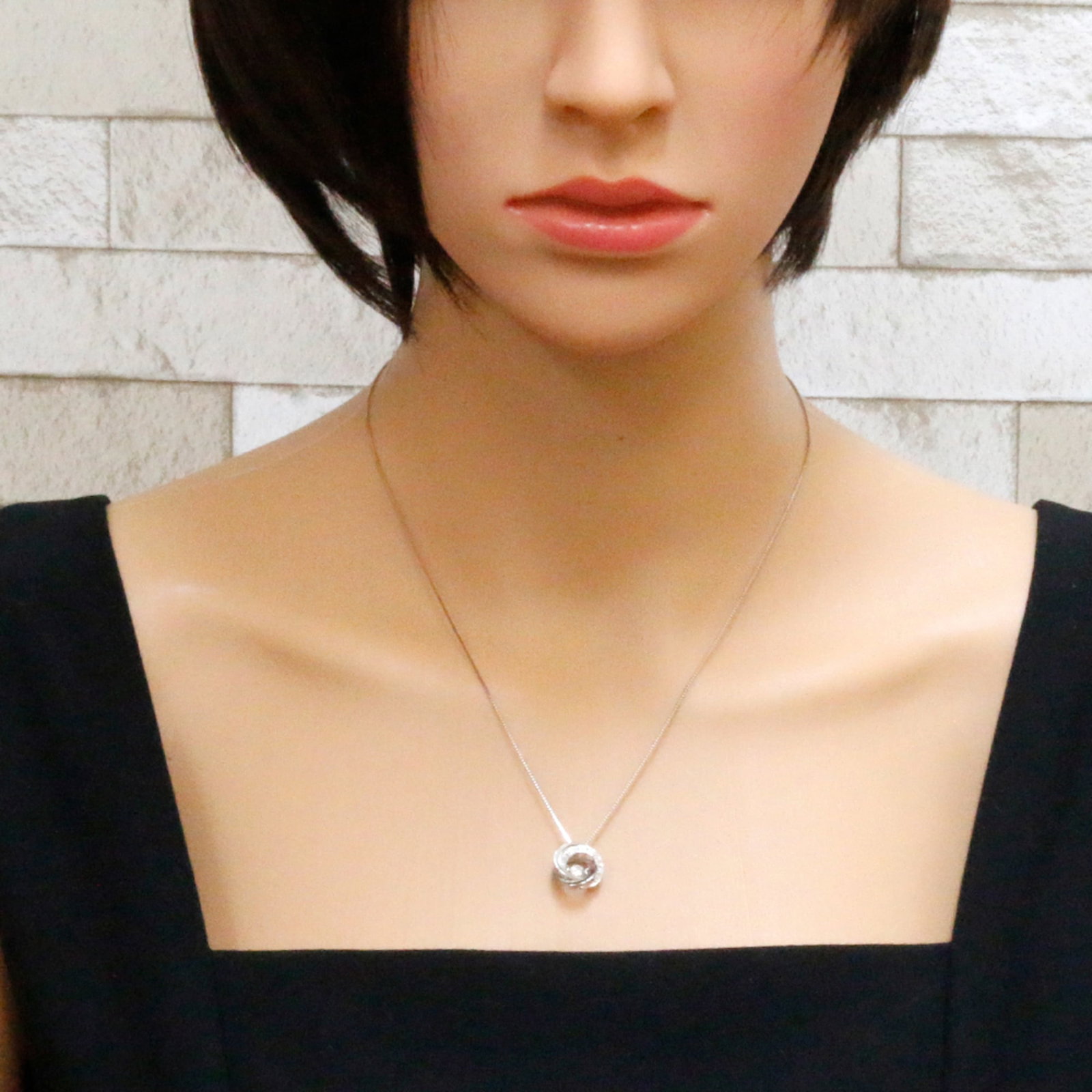 White Gold (18K) - 2