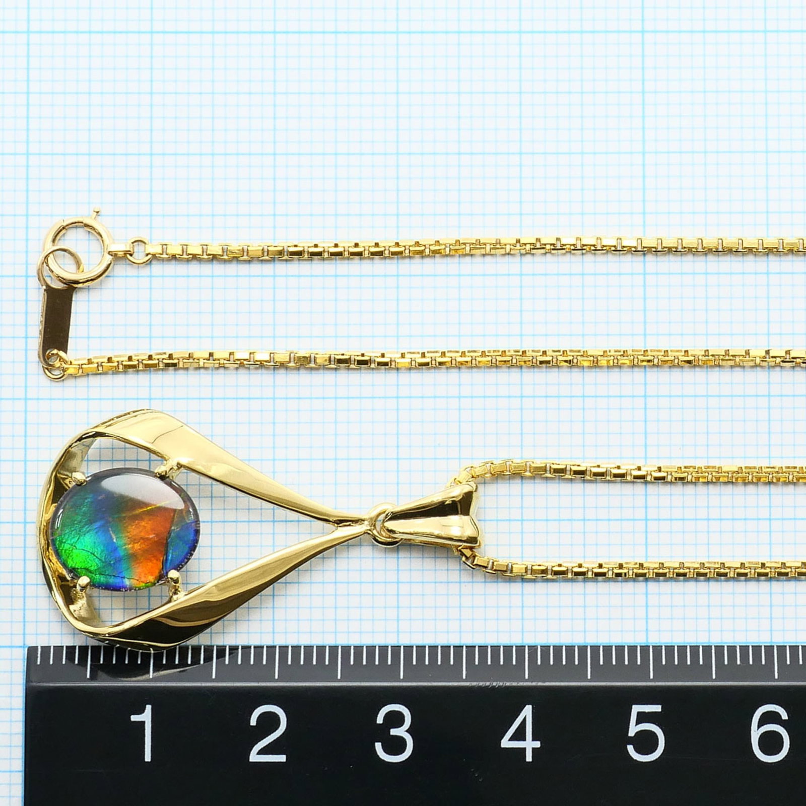 Yellow Gold (18K) - 6