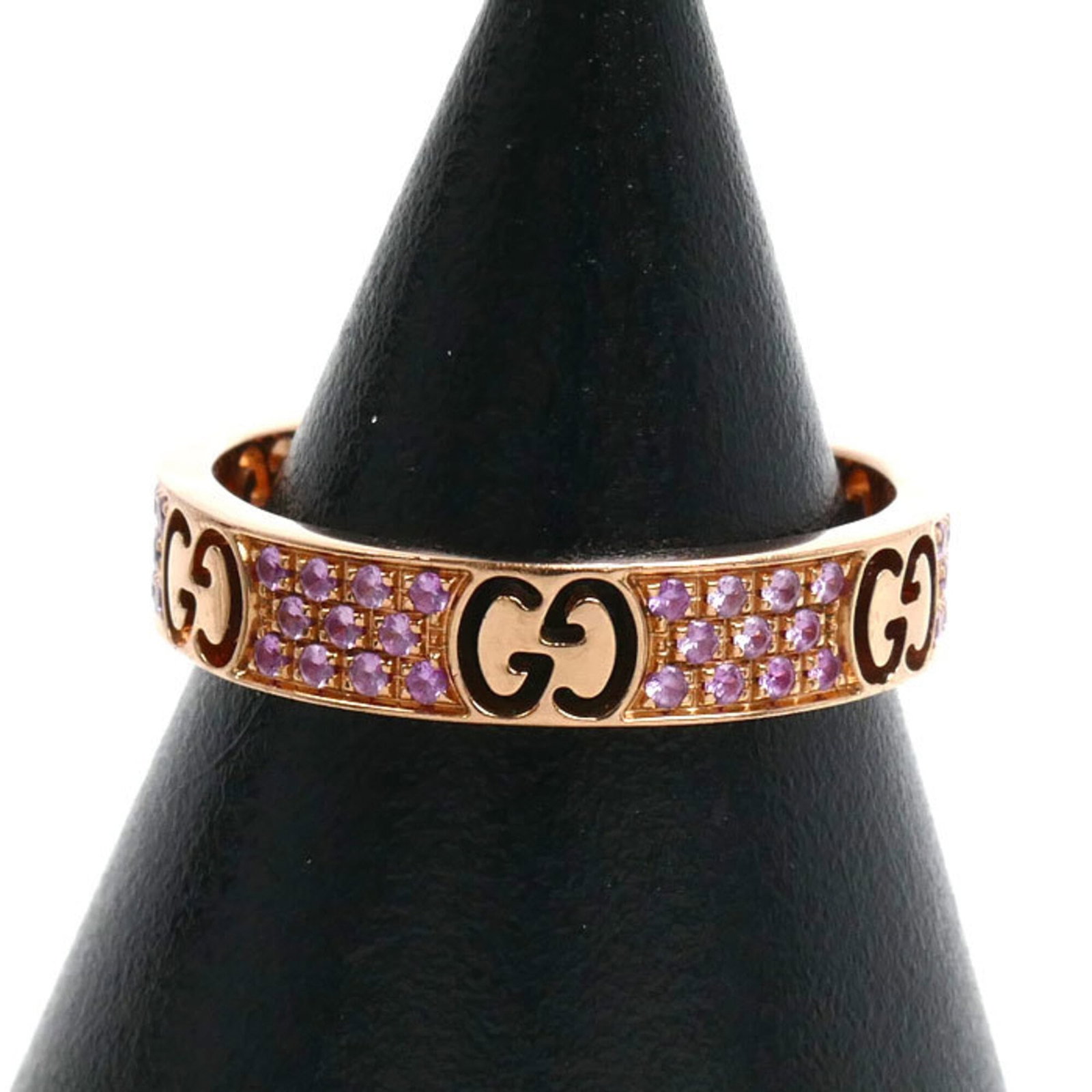 GUCCI Band Ring Pink Gold (18K): GUCCI Band Ring Pink Gold (18K) Pink gold (18K) band ring from Gucci, featuring a sapphire stone, available in a US size 6.5. This 52 US size ring has visible wear, scratches, and scuffs, but remains
