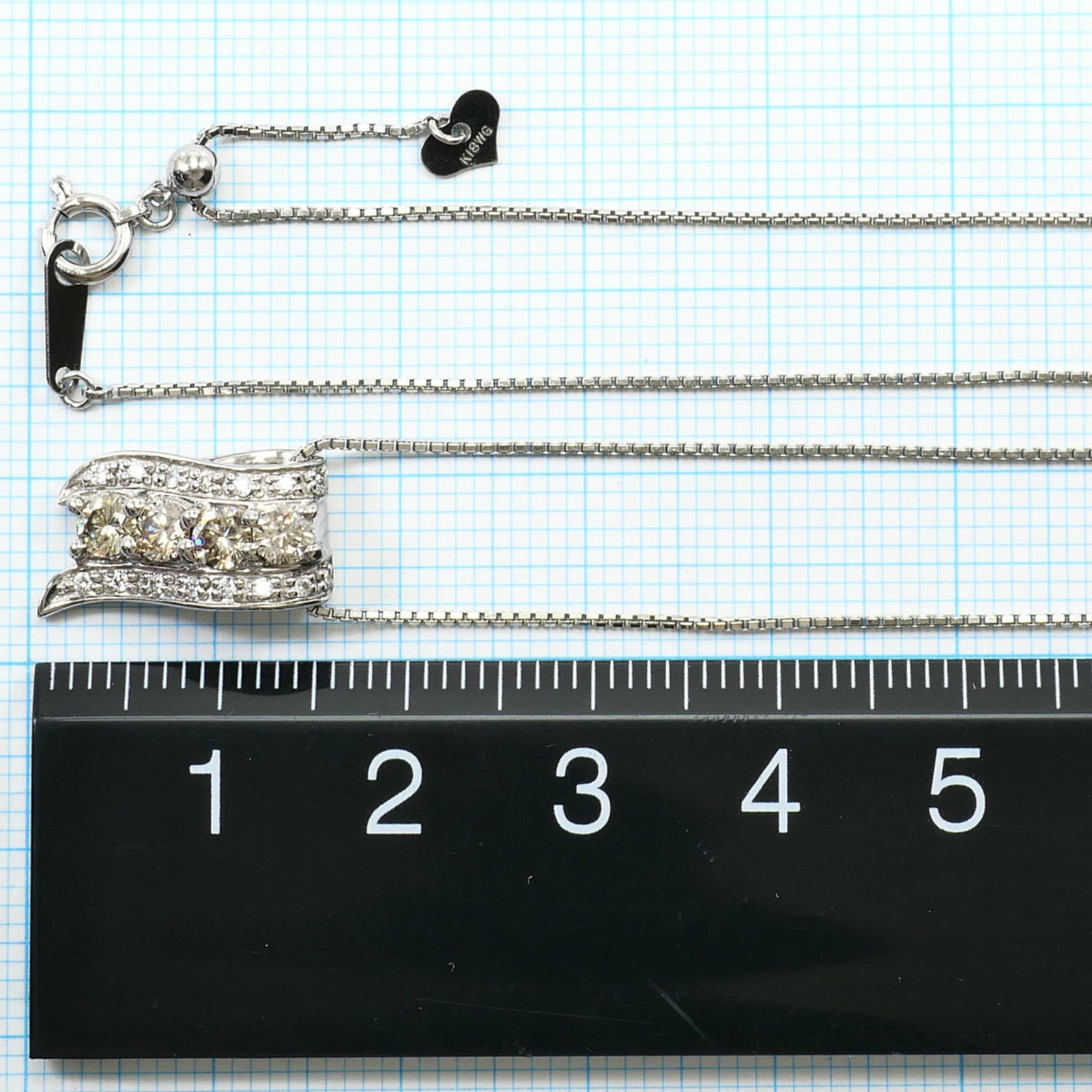 White Gold (18K) - 5