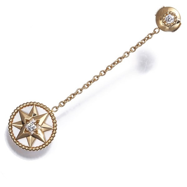 Christian Dior Single Earring Mother Of Pearl Diamond 18K Yg: Christian Dior Single Earring Mother Of Pearl Diamond 18K Yg Single Earring Mother Of Pearl Diamond 18K Yellow Gold Stud by Christian Dior. This exquisite single earring features a stunning mother of