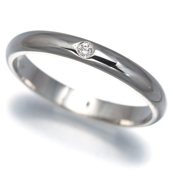 Cartier Ring Diamond 1895 Wedding Band 2.5Mm Eu46 950 Platinum: Cartier Ring Diamond 1895 Wedding Band 2.5Mm Eu46 950 Platinum Cartier's 1895 collection diamond ring boasts a stunning 2.5mm natural diamond, set in 950 platinum, a hallmark of luxury and sophisticat