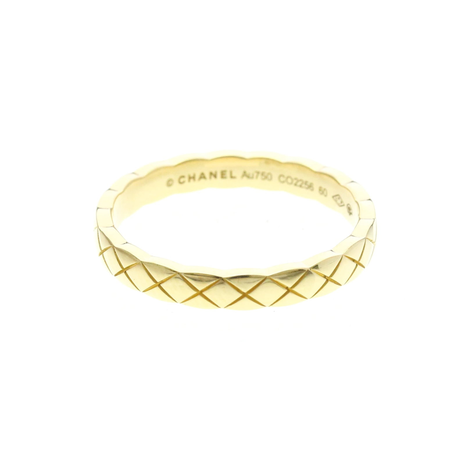 CHANEL Band Ring Yellow Gold (18K): CHANEL Band Ring Yellow Gold (18K) Yellow gold band ring from the iconic CHANEL Coco Crush collection, crafted from 18K metal with a slender 3mm width and a weight of 4.4g. This gently used piece