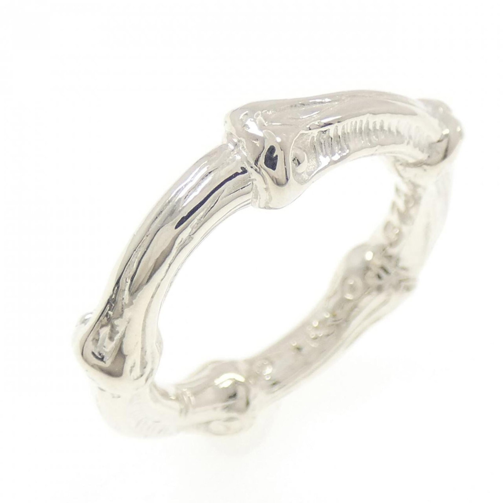 TIFFANY Band Ring Silver 925: TIFFANY Band Ring Silver 925 Silver 925 band ring from Tiffany, a classic design with a timeless elegance. Made from high-quality sterling silver, this ring is in like new condition, with only the
