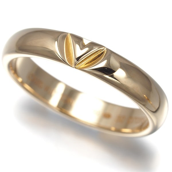 Louis Vuitton Ring Volt Multi Lv Eu50 18K 750 Yellow Gold: Louis Vuitton Ring Volt Multi Lv Eu50 18K 750 Yellow Gold Yellow gold 18K 750 band, crafted with precision, features a classic ring design. The Louis Vuitton Volt Multi Ring stands out with its elegan