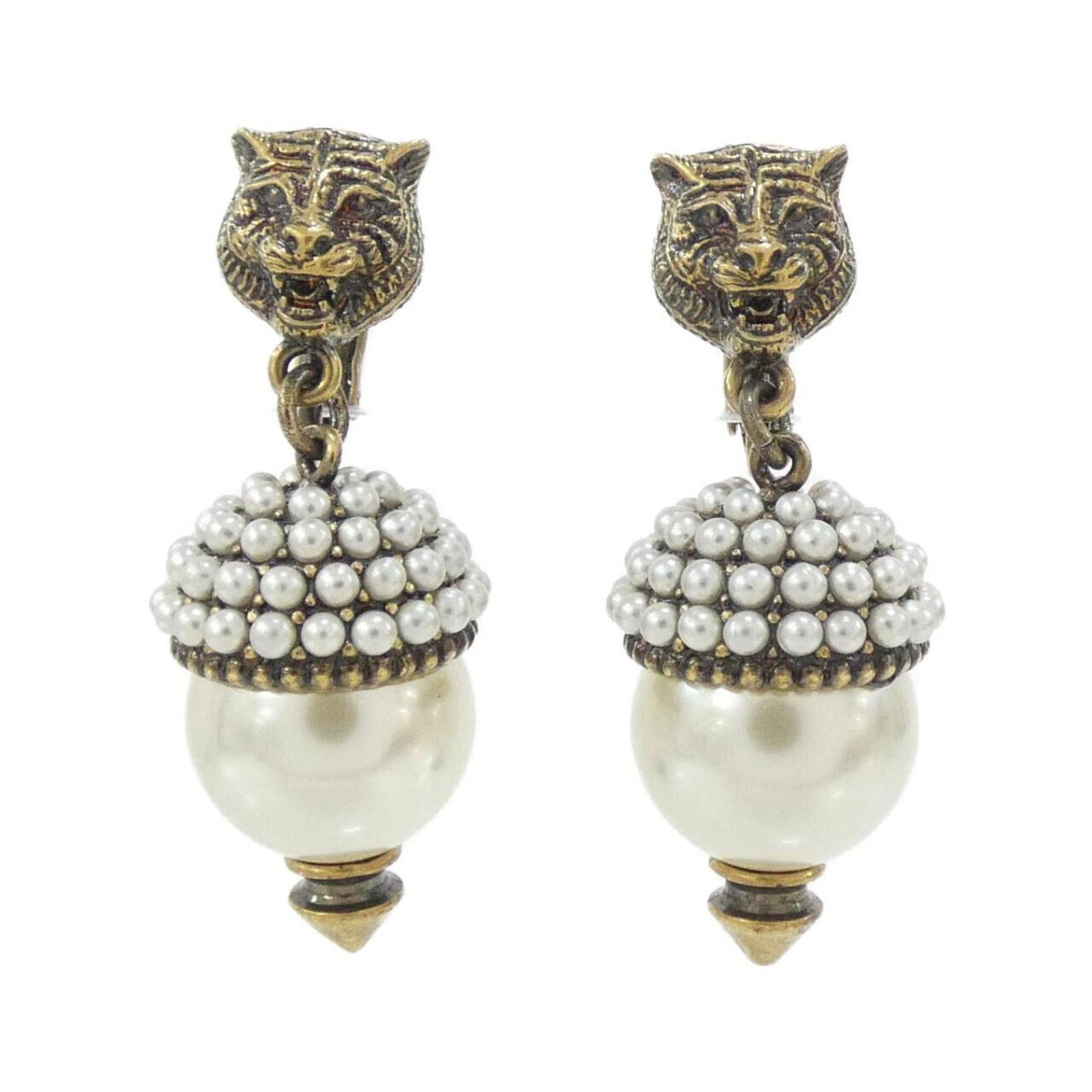 GUCCI Clip Earrings Gold White: GUCCI Clip Earrings Gold White Gucci Clip Earrings in Gold and White, featuring a sleek and modern design. Made from high-quality materials, these earrings showcase a subtle gold tone and white accent