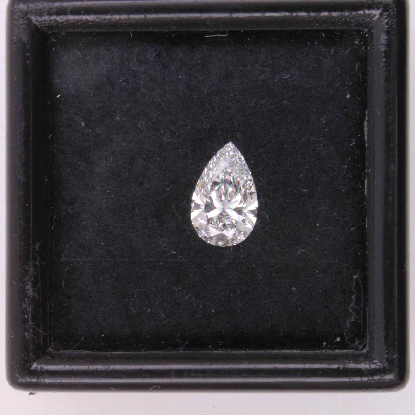 GIA Pear 0.5ct F VVS1 - Loose Natural Diamond: GIA Pear 0.5ct F VVS1 - Loose Natural Diamond GIA certified 0.5ct F color, VVS1 clarity, EX polish, and EX symmetry, this loose natural pear-shaped diamond boasts exceptional cut quality. Measuring