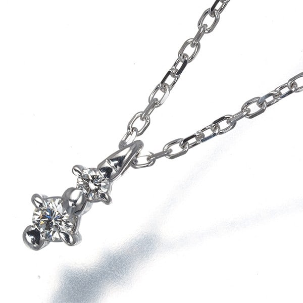 Mikimoto Necklace Diamond 0.09Ct 18K 750 White Gold: Mikimoto Necklace Diamond 0.09Ct 18K 750 White Gold The Mikimoto Necklace features a stunning 0.09ct diamond pendant set in 18k white gold, showcasing the beauty of natural craftsmanship. With a sleek