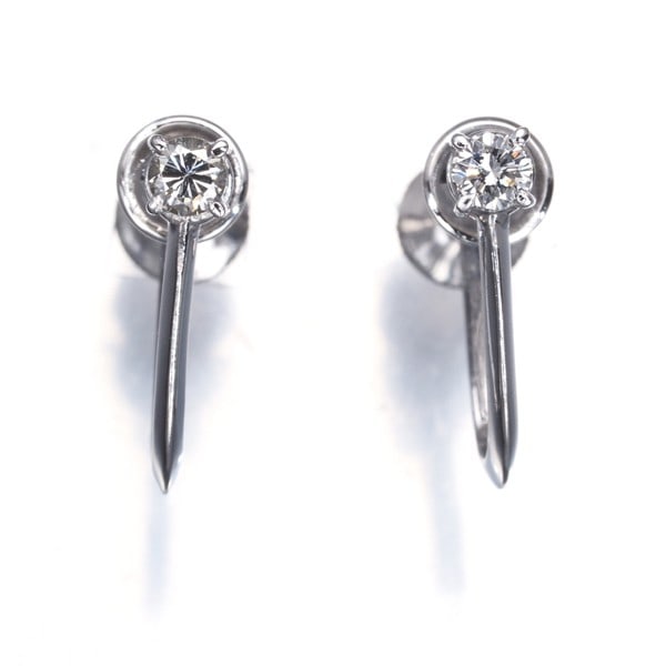 Tasaki Earrings Diamond 0.08Ct/0.08Ct Solitaire 900 Platinum: Tasaki Earrings Diamond 0.08Ct/0.08Ct Solitaire 900 Platinum 900 Platinum Clip-on Earrings with Natural 0.08ct Diamond Solitaire. These elegant clip-on earrings showcase a beautiful 0.08ct diamond