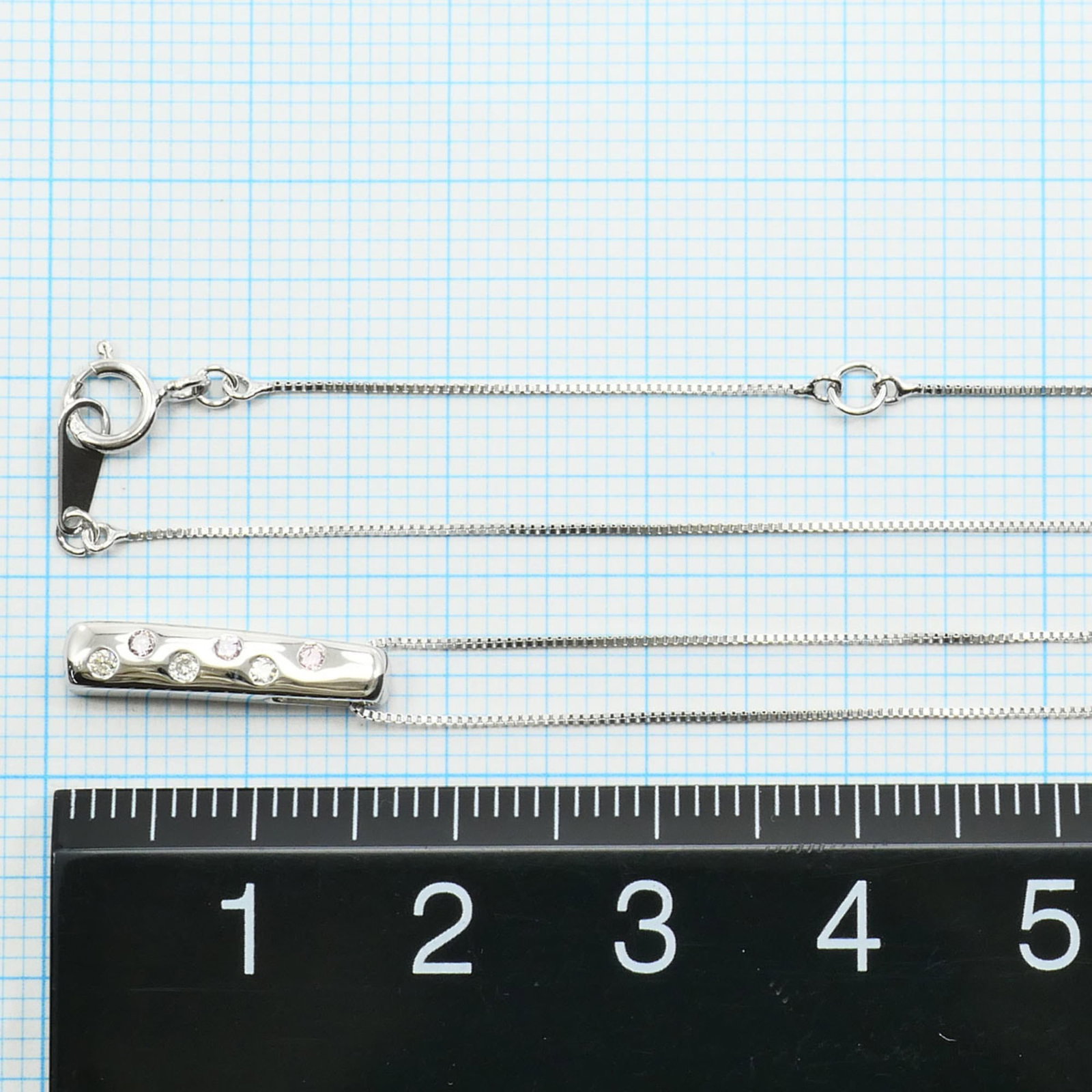 White Gold (18K) - 4