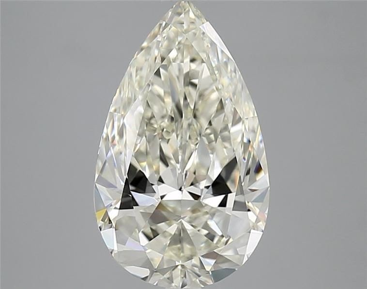 IGI Pear 3.01ct I VVS2 - Loose Natural Diamond: IGI Pear 3.01ct I VVS2 - Loose Natural Diamond 3.01ct IGI-certified I VVS2 natural diamond, boasting an EX polish and symmetry, and featuring a rich I color. This loose natural diamond is certified
