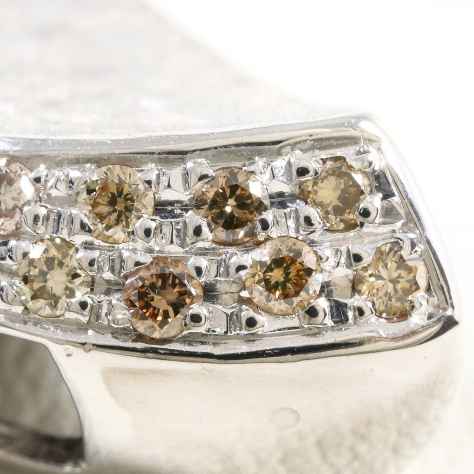 White Gold (18K) - 3