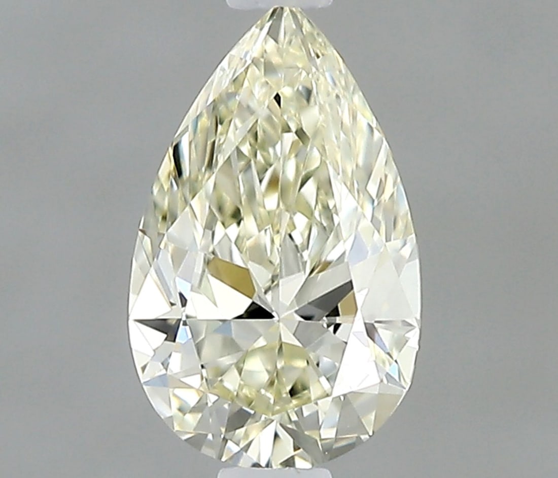 IGI Pear 0.33ct K IF - Loose Natural Diamond: IGI Pear 0.33ct K IF - Loose Natural Diamond 0.33ct IGI Pear K IF Diamond - Natural BeautyThe IGI Pear cut diamond boasts exceptional clarity with an IF grade, while its K color provides a subtle
