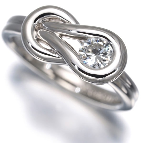 Forevermark Ring Diamond 0.30Ct Encordia Us5 900 Platinum: Forevermark Ring Diamond 0.30Ct Encordia Us5 900 Platinum 0.30ct Forevermark Diamond Ring in 900 Platinum. This exquisite ring features a 0.30ct Encordia diamond, a natural diamond certified by Foreve