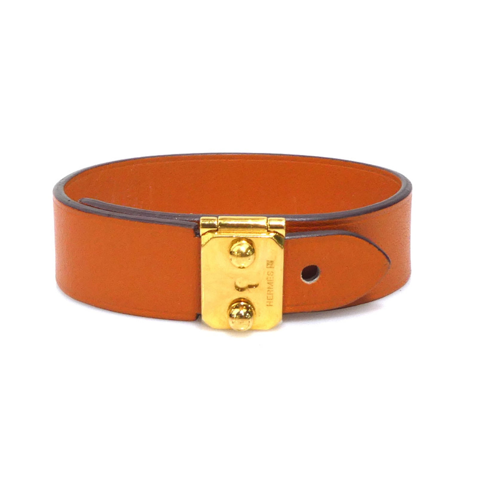 HERMES Charm Bracelet Leather: HERMES Charm Bracelet Leather Orange Hermes Country of Origin: France Type: Charm bracelet Gender: Women Material: Leather Length: 16cm - 17cm / 6.29'' - 6.69'' Condition: Good Used with visible