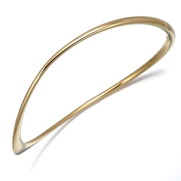Georg Jensen Bracelet Offspring Bangle M Engraved 18K 750 Yellow Gold: Georg Jensen Bracelet Offspring Bangle M Engraved 18K 750 Yellow Gold 18K yellow gold bangle with a subtle engraving, crafted from high-quality 750 gold. This Offspring design from Georg Jensen featur