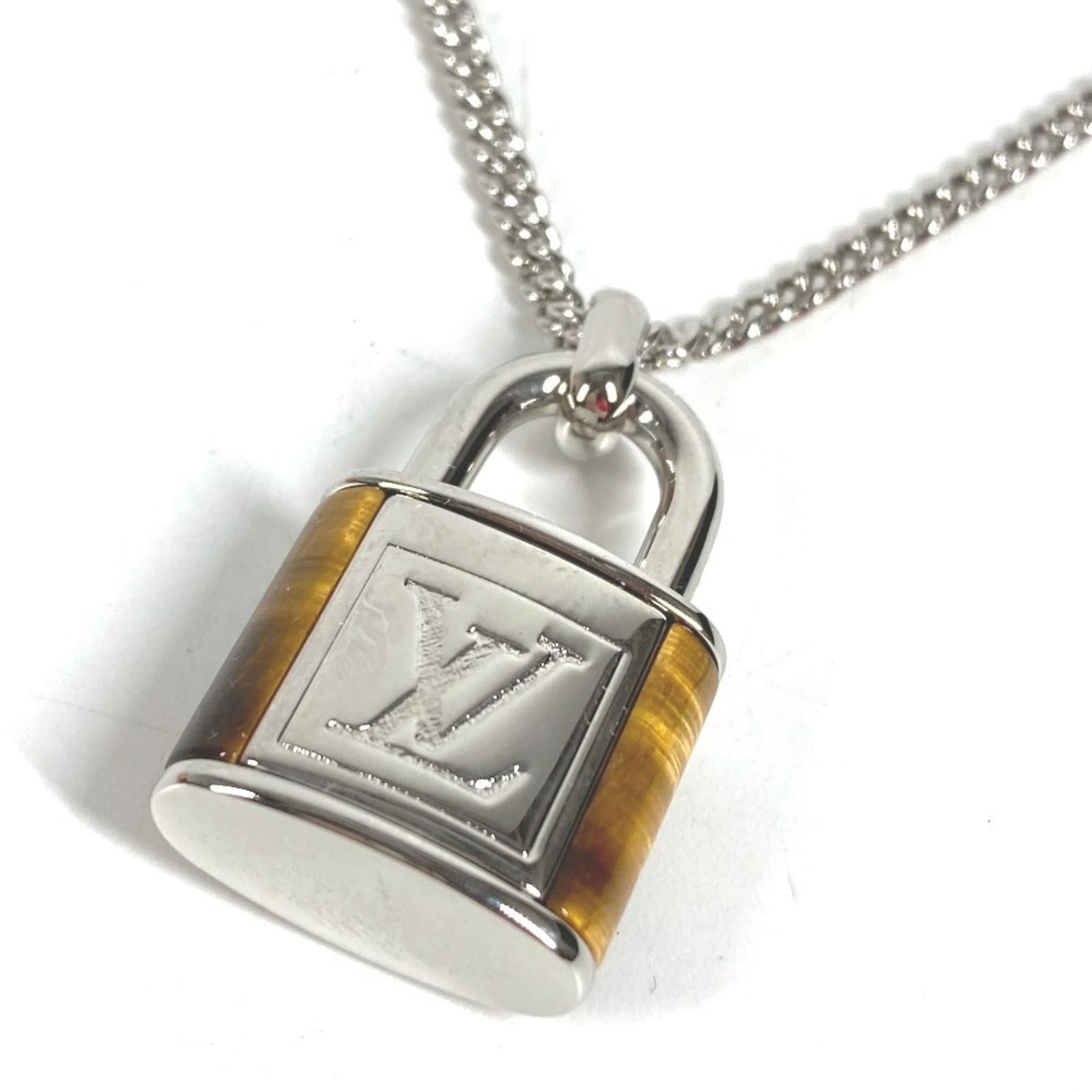LOUIS VUITTON Metal - 3