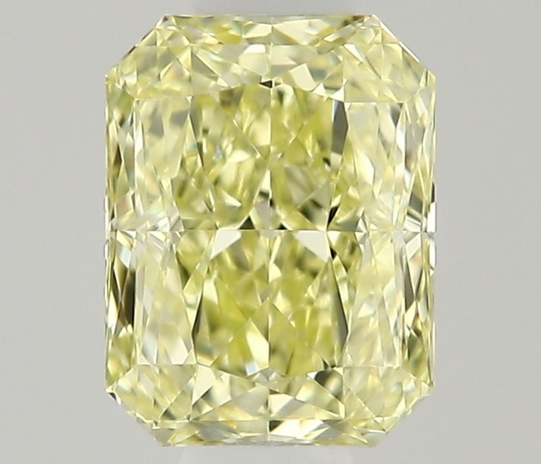 Radiant 0.32ct Fancy Yellow IF - Loose Natural Diamond: Radiant 0.32ct Fancy Yellow IF - Loose Natural Diamond 0.32ct Fancy Yellow IF - Loose Natural DiamondThe Fancy Yellow IF diamond boasts a vibrant, sunny hue and exceptional clarity, with a high polish