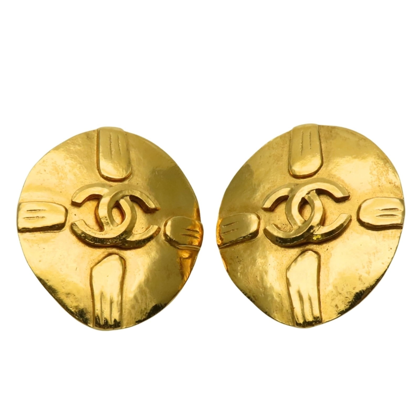 CHANEL Clip Earrings Gold Plating Metal: CHANEL Clip Earrings Gold Plating Metal Gold-plated metal clip earrings from CHANEL, featuring a classic design with a touch of French elegance. With visible scratches and scuffs, these earrings showc