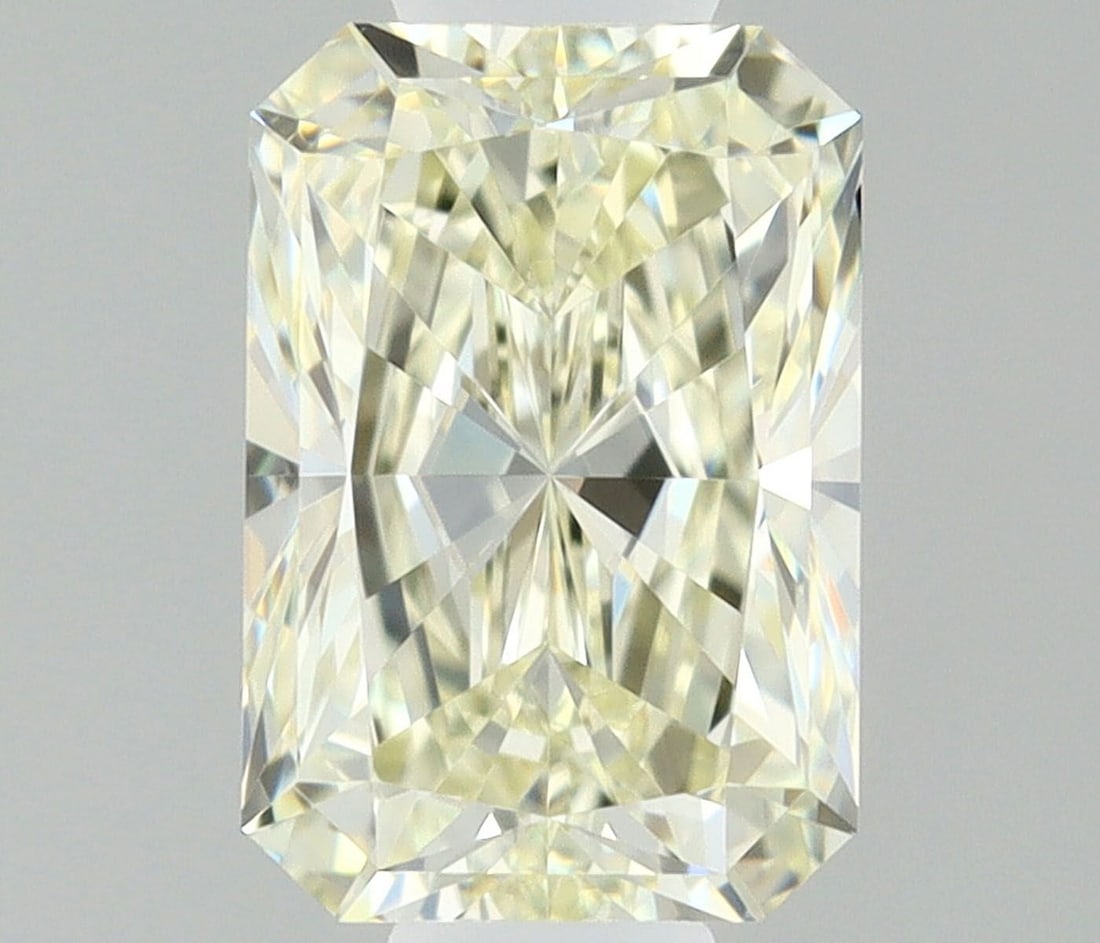 IGI Radiant 0.5ct L VVS1 - Loose Natural Diamond: IGI Radiant 0.5ct L VVS1 - Loose Natural Diamond 0.5ct IGI Radiant L VVS1 Diamond - Natural BeautyThe IGI Radiant 0.5ct L VVS1 diamond boasts exceptional clarity and polish, with a luminous L color an