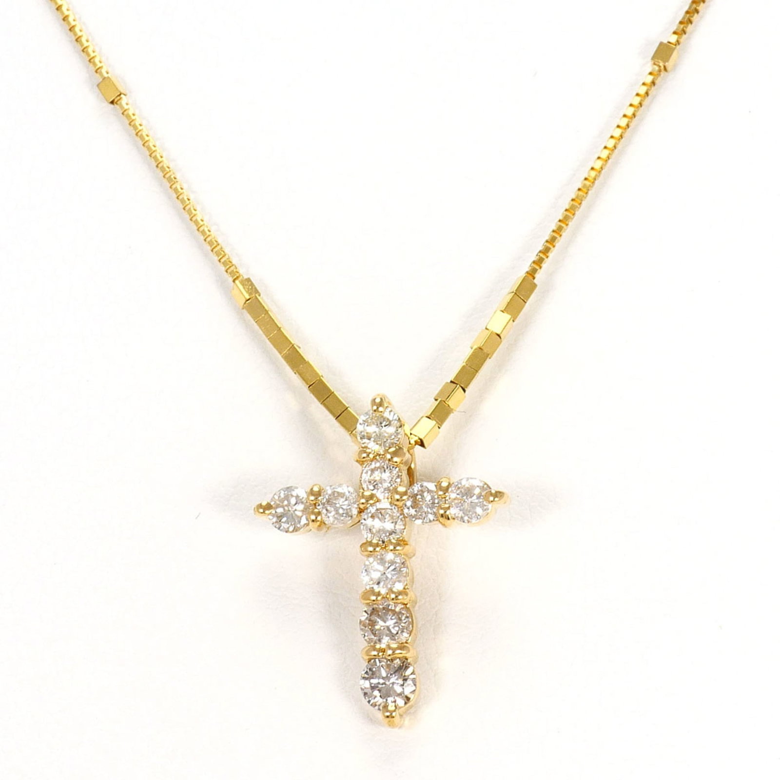 Yellow Gold (18K)