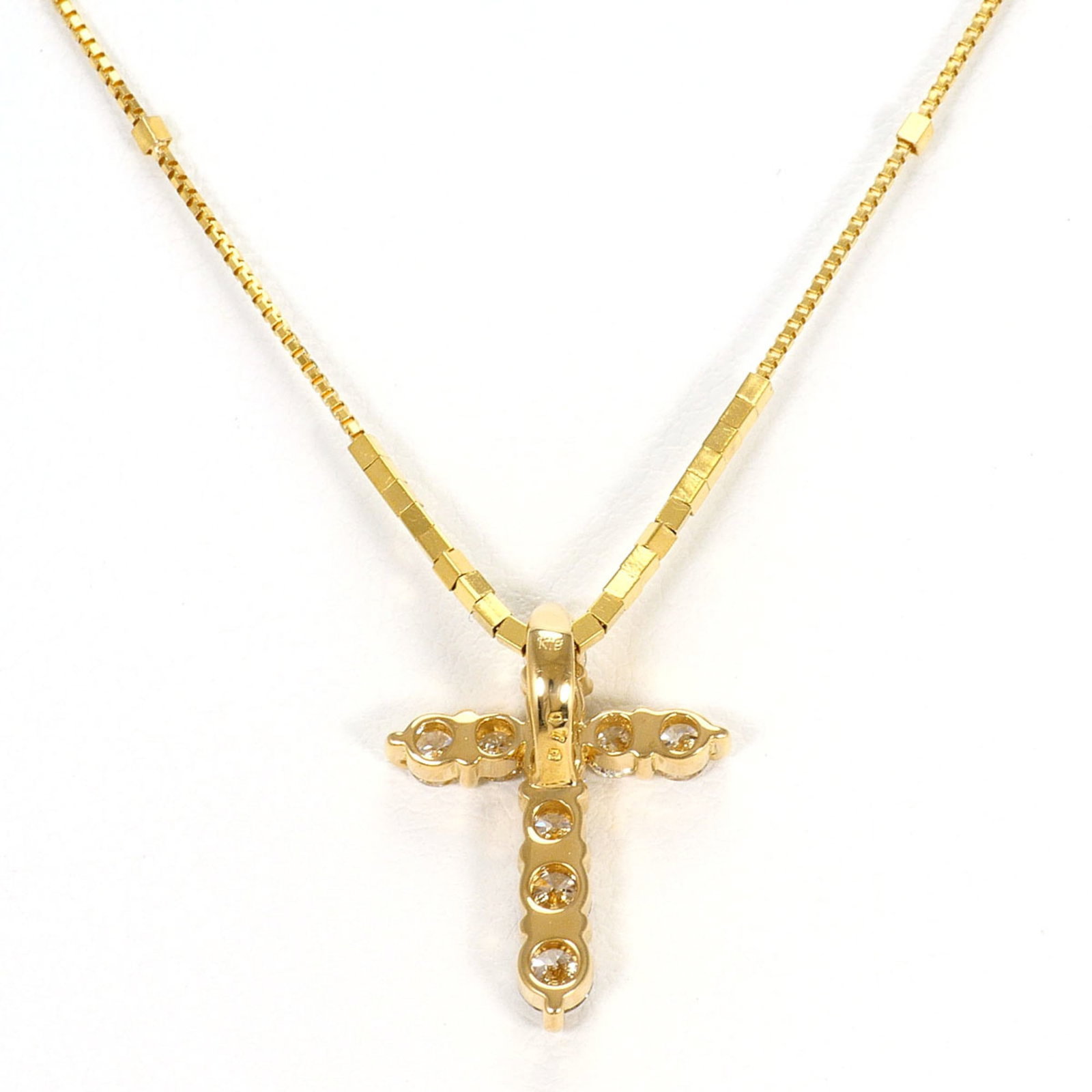 Yellow Gold (18K) - 3