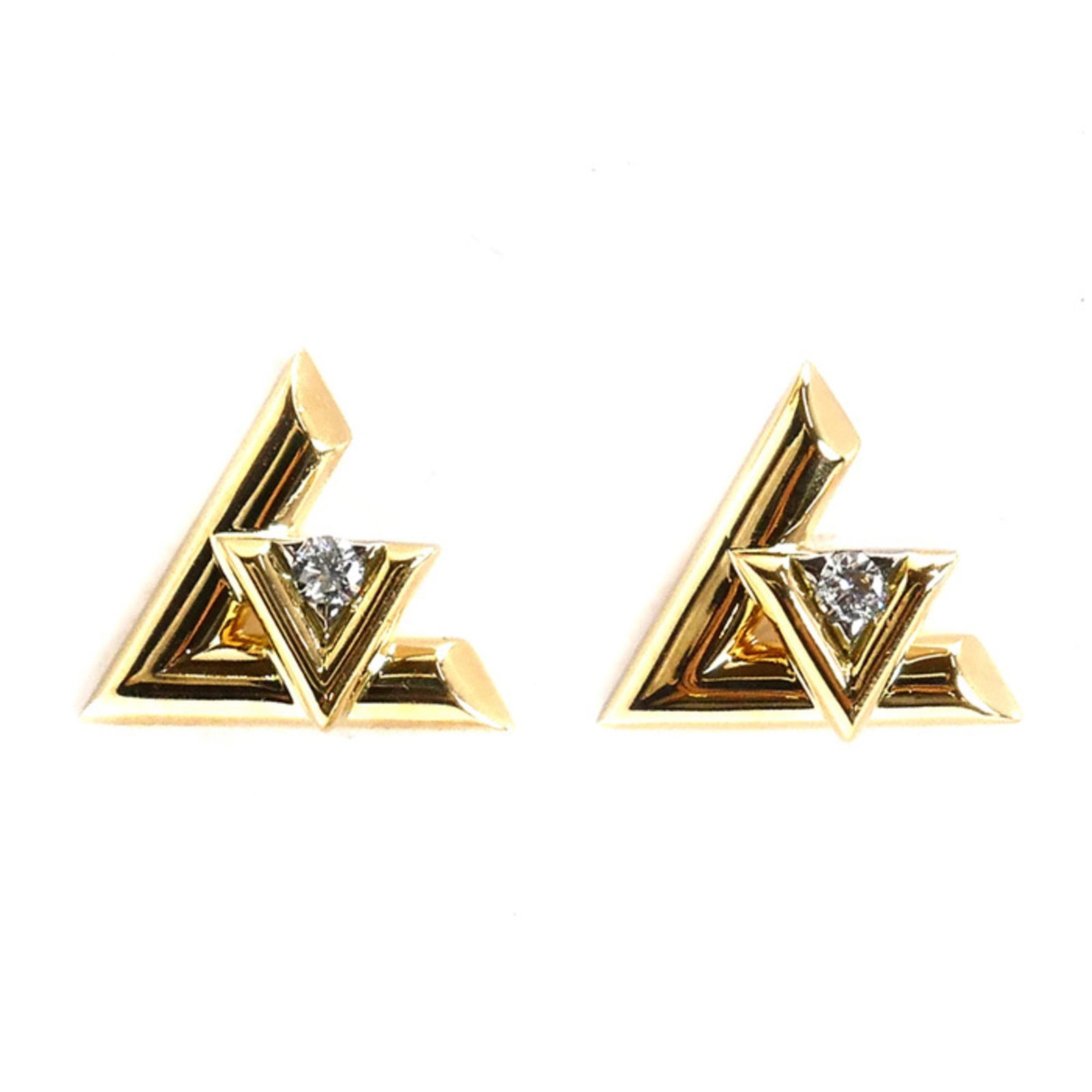 LOUIS VUITTON Stud Earrings Yellow Gold (18K): LOUIS VUITTON Stud Earrings Yellow Gold (18K) Stud earrings featuring a diamond set in 18K yellow gold, crafted by Louis Vuitton. The item bears a signature and is made from high-quality yellow gold.