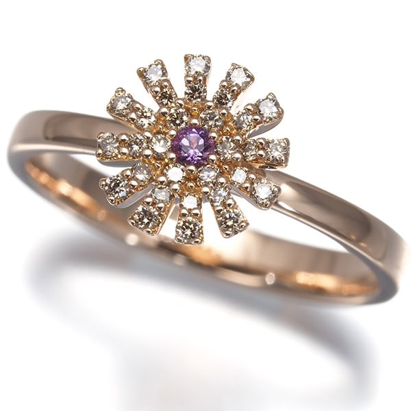 Damiani Ring Amethyst Diamond Margherita Flower Us5 18K 750 Rose Gold: Damiani Ring Amethyst Diamond Margherita Flower Us5 18K 750 Rose Gold Damiani's 18k rose gold Margherita flower ring showcases a stunning amethyst and diamond combination, with the natural beauty of