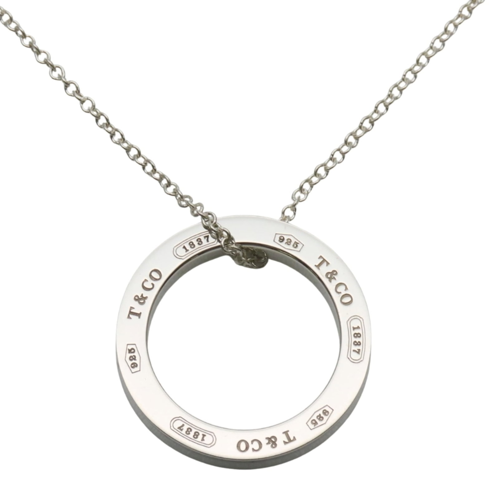 TIFFANY Silver 925: TIFFANY Silver 925 Silver Tiffany Necklace with 925 Mark, Gently Used. This silver necklace features a pendant with a 17.8mm x 17.8mm design, bearing a 925 mark, and is made from high-quality silver. 
