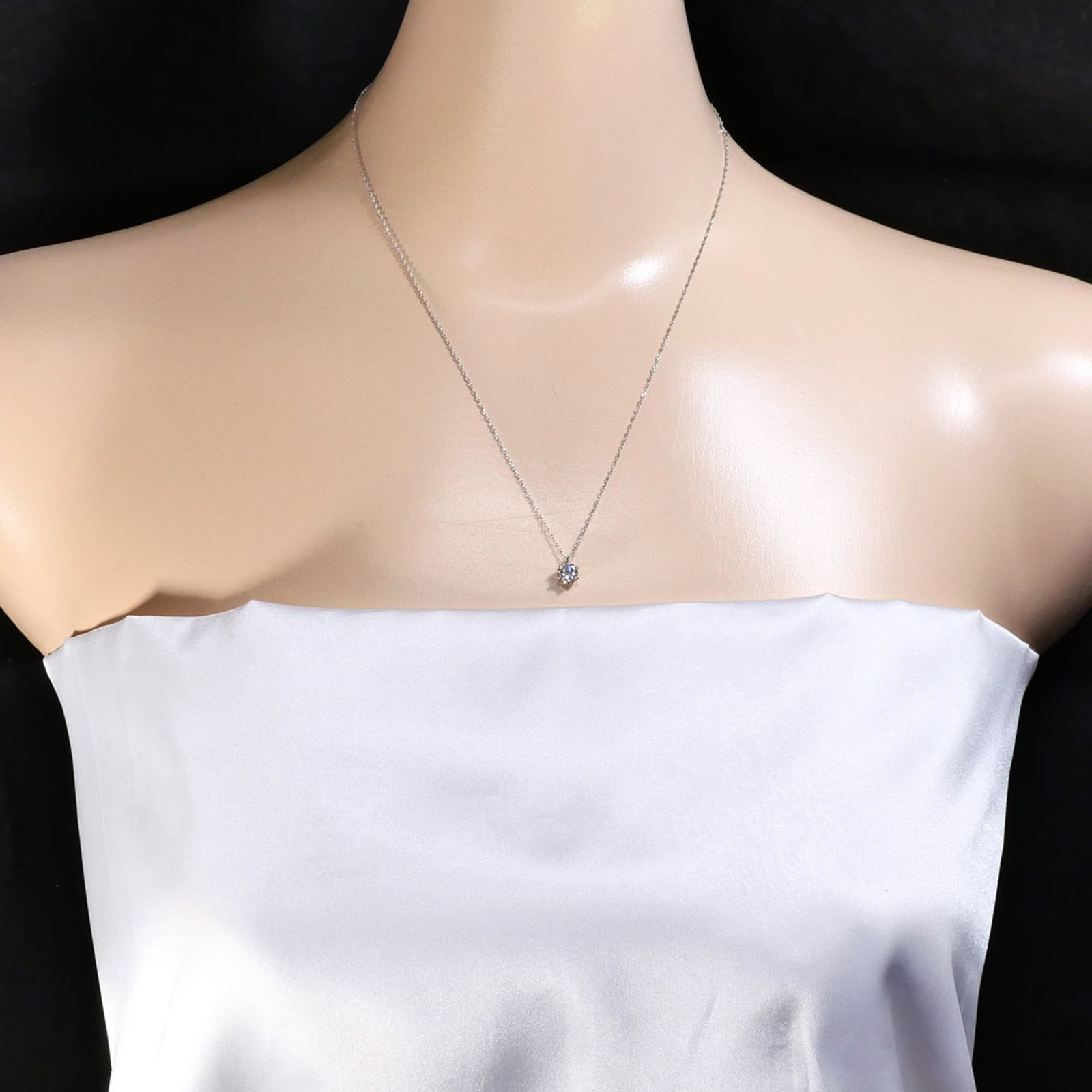 White Gold (18K) - 6