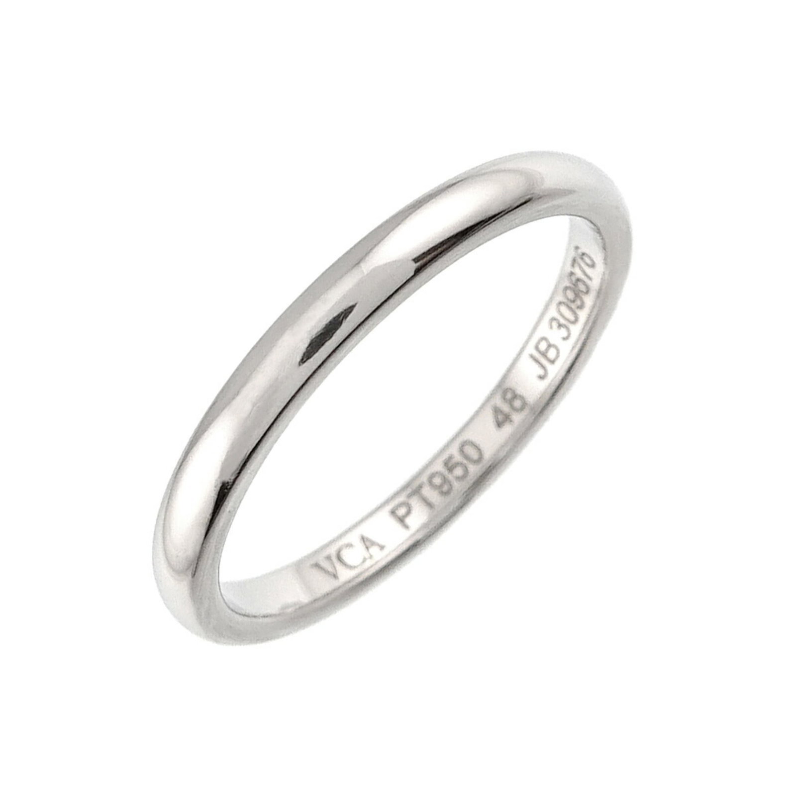 VAN CLEEF & ARPELS Band Ring Platinum 950: VAN CLEEF & ARPELS Band Ring Platinum 950 Platinum 950 band ring from Van Cleef & Arpels, featuring a sleek and sophisticated design. Made from high-quality platinum, this ring boasts a 48 US size