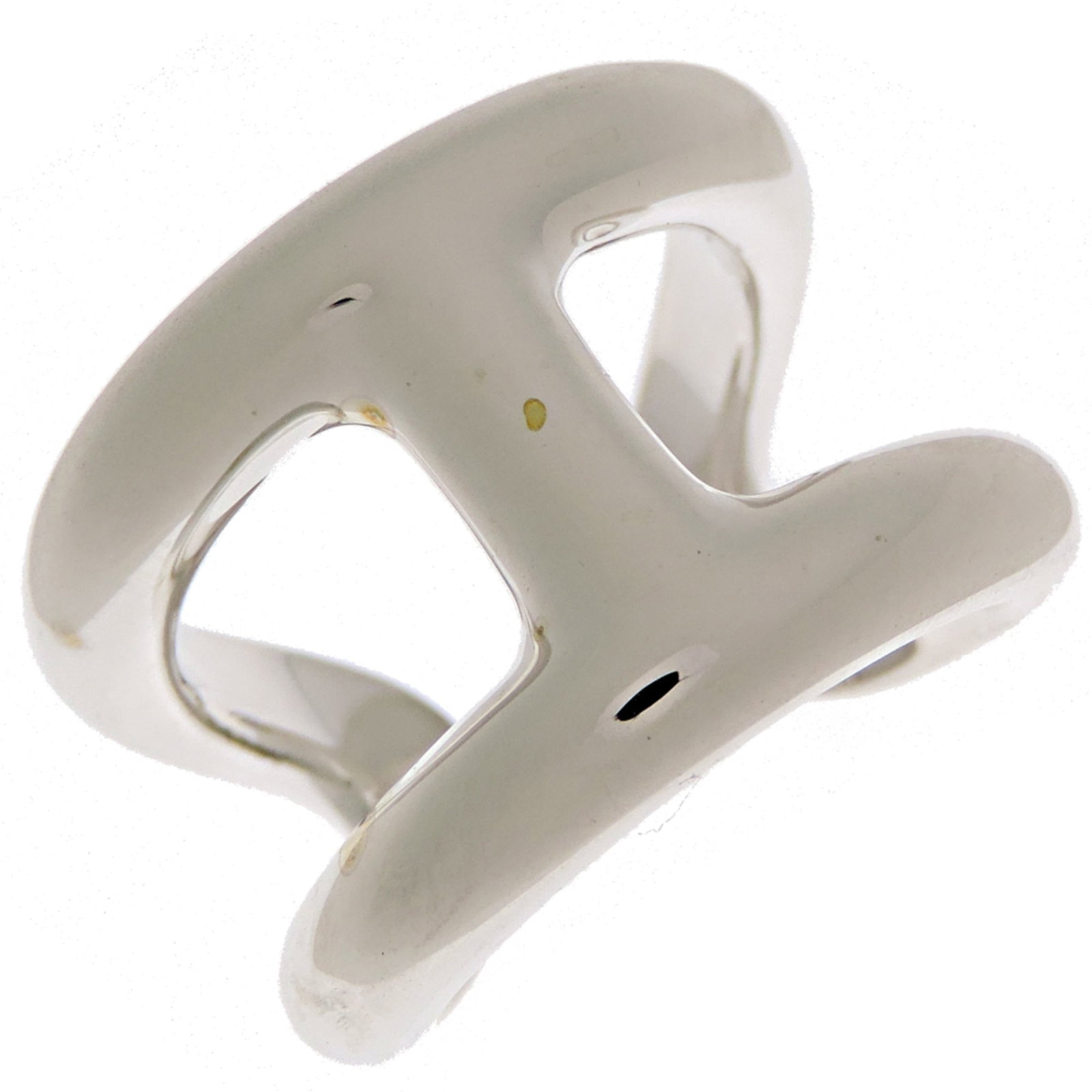 HERMES Band Ring Silver 925: HERMES Band Ring Silver 925 Silver 925 band ring from Hermes, a high-quality accessory featuring a classic design. The item bears a visible signature and has a good used condition with scratches and