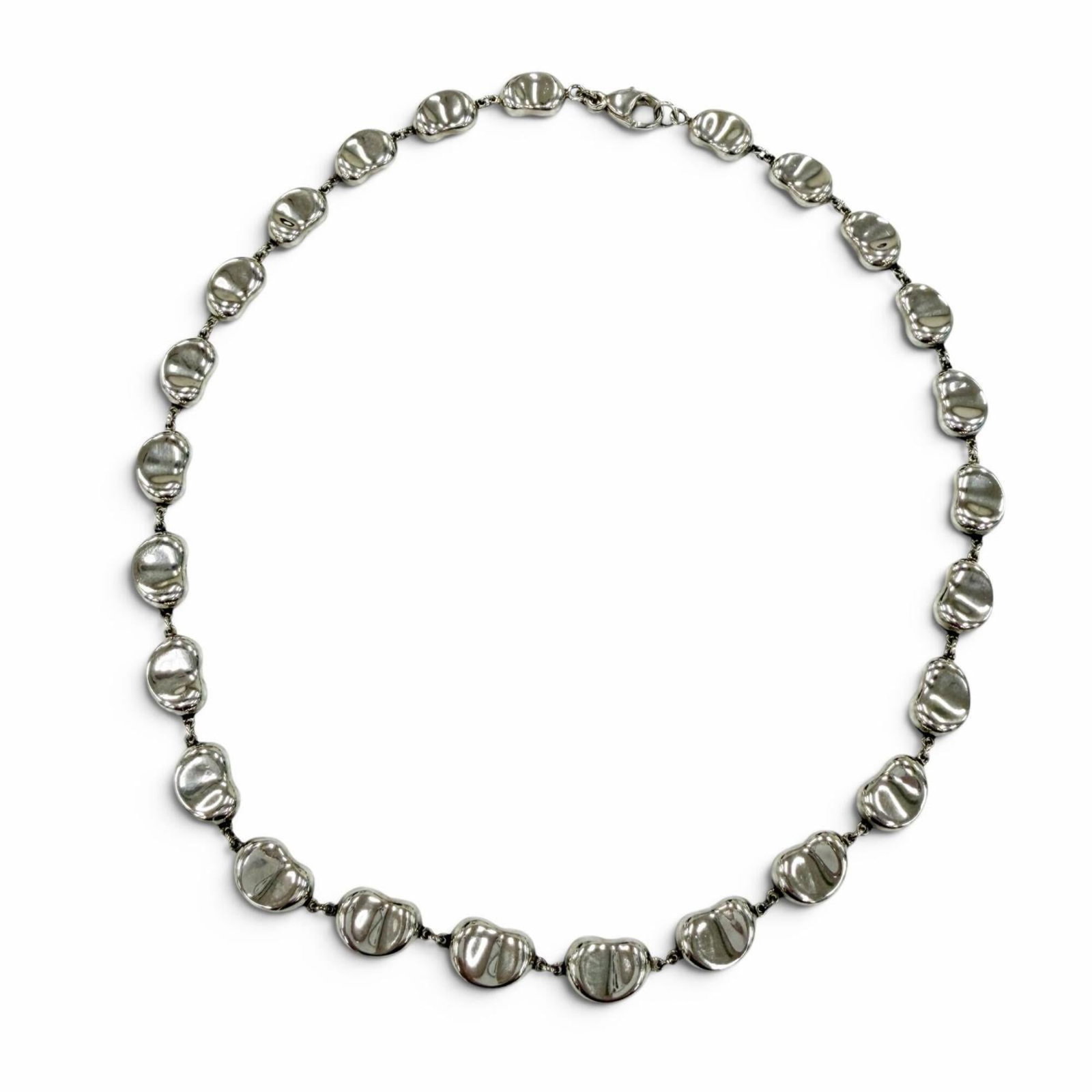 TIFFANY Silver 925: TIFFANY Silver 925 Silver 925 necklace from Tiffany, featuring a sleek design with a silver finish. The necklace measures 40.5 cm in circumference and is in very good condition, with minor signs of