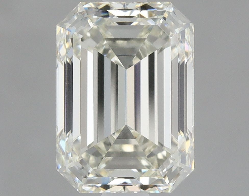 GIA Emerald 1.51ct J VVS2 - Loose Natural Diamond: GIA Emerald 1.51ct J VVS2 - Loose Natural Diamond GIA Emerald 1.51ct J VVS2 - Loose Natural DiamondThe GIA Emerald 1.51ct J VVS2 is a stunning natural diamond featuring a J color grade, indicating a