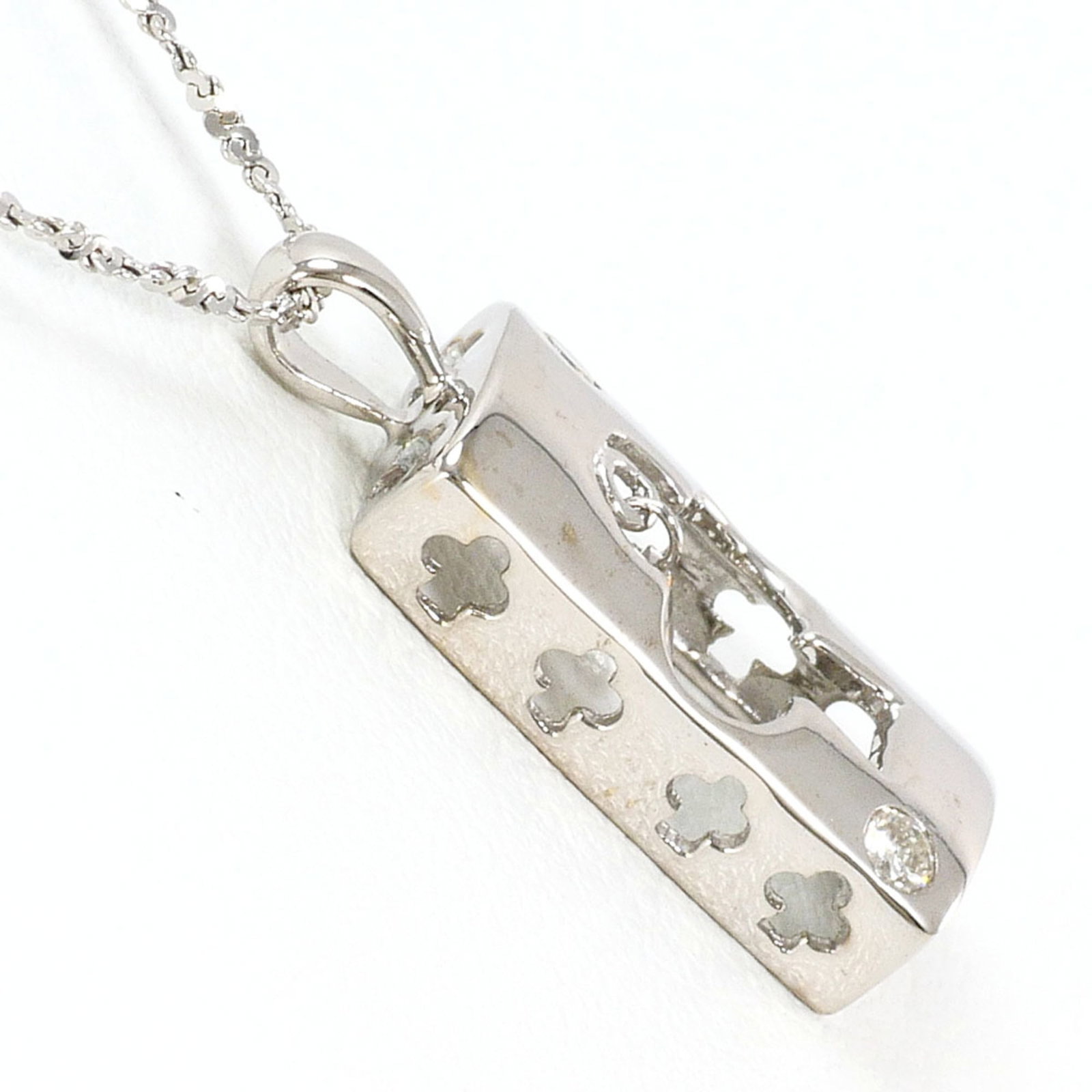 White Gold (18K) - 2