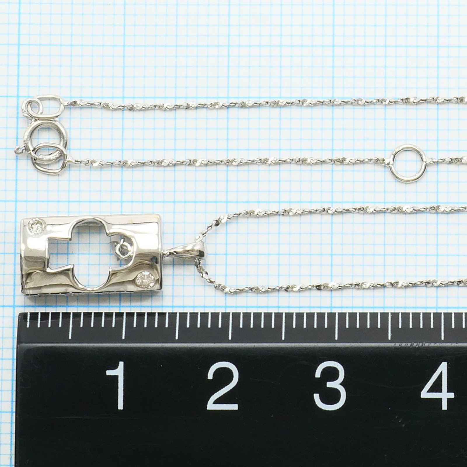 White Gold (18K) - 4
