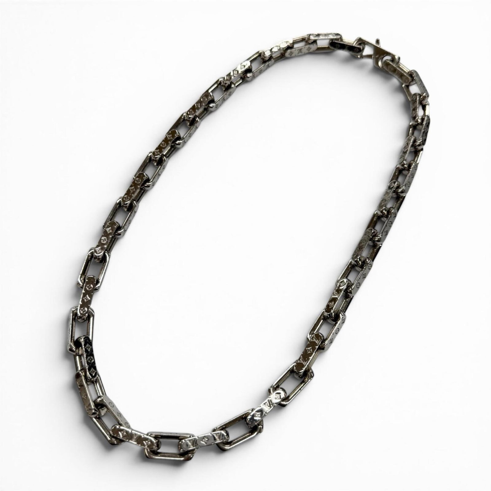 LOUIS VUITTON Silver - 3
